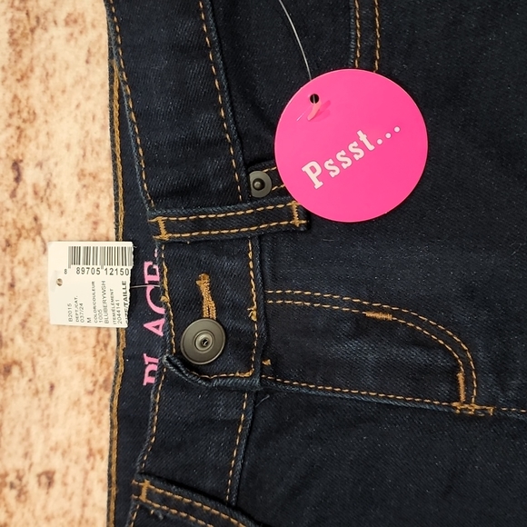 NWT girl jeans - Picture 2 of 6